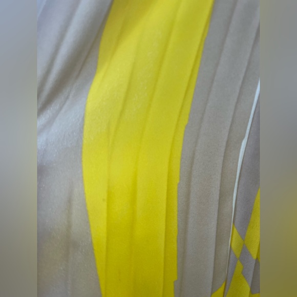 Maxmara Accordion-Pleated Crepe de Chine Skirt - Picture 8 of 15